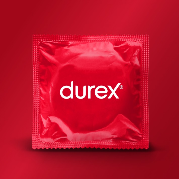  Prezervative Durex Feel Intimate 12 Buc 7