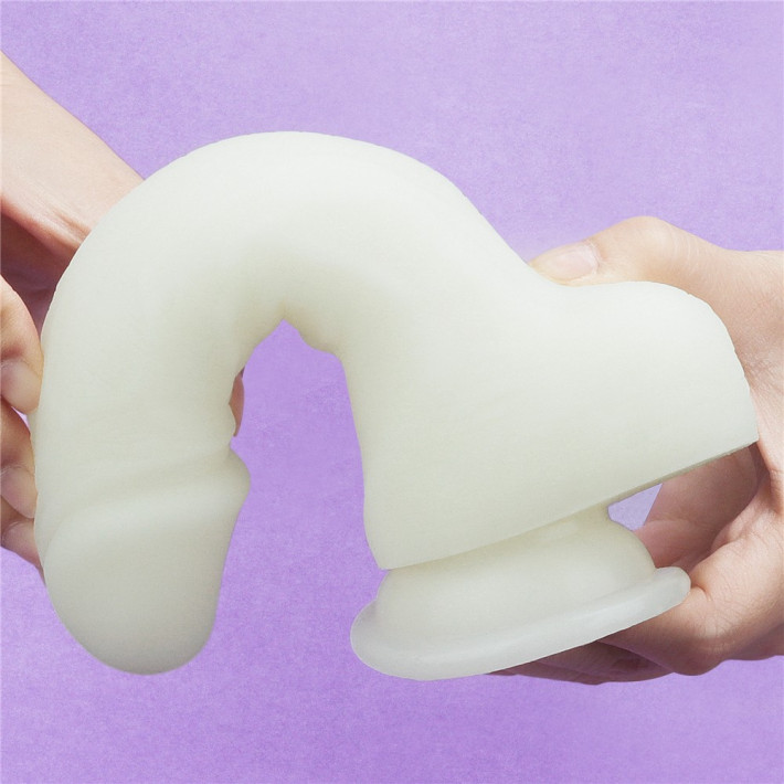 Dildo Fantezie Fosforescent Lumino Play, Alb, 19 Cm 2