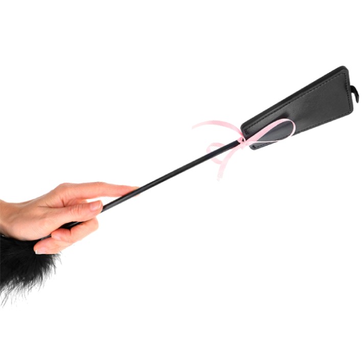 Cravasa Cu Puf Si Funda Roz Kink Neagra 49 Cm 4